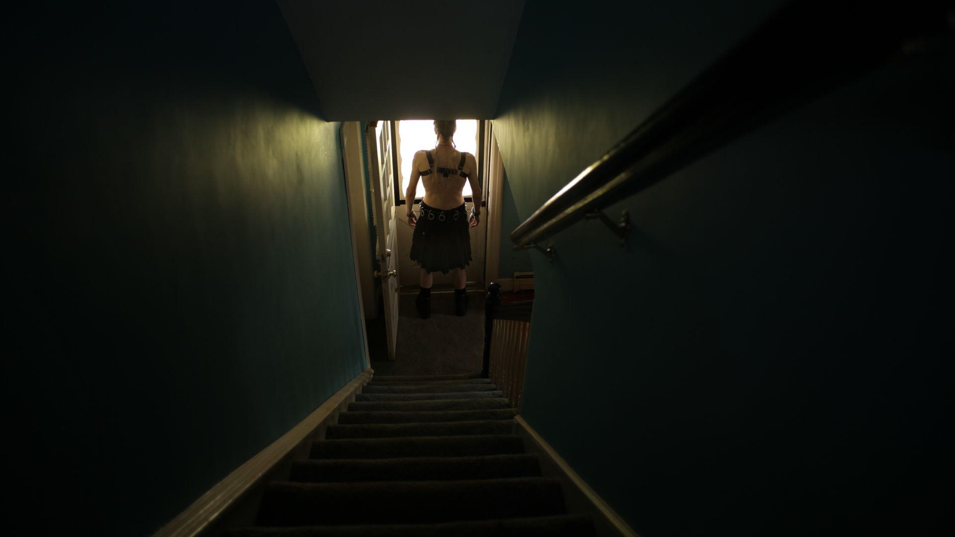 Un cadáver en el sótano